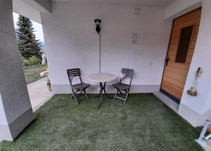 Chalet Apartment By Interlaken. Parking